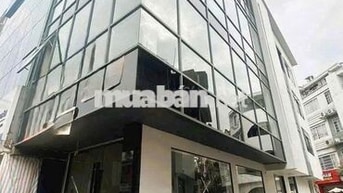 Cho thuê nhà nguyên căn góc 2MT 75A Thành Thái, Phường 14, Quận 10 