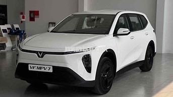 VinFast MPV 7 Trắng