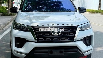 Toyota Fortuner 2022 AT full dầu 7 chỗ cực đẹp