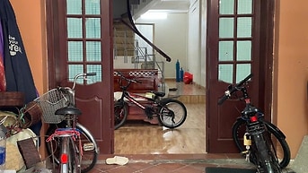 Cho thuê nhà riêng gần phố Trung kính