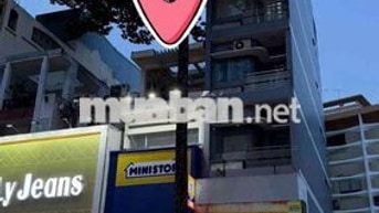 mình cho thuê nguyên tầng 2 riêng biệt có 1pn, 1 bếp , 1 phòng khách