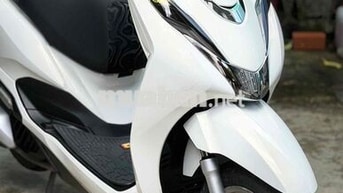 Lead 2018 Trắng Ngọc Trai