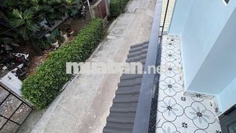 BÁN NHÀ  2MT DT:4X9M2 -1 LẦU -VỊ TRÍ ĐẸP GẦN CHỢ BÀ ĐIỂM -GIÁ 1.5T TL