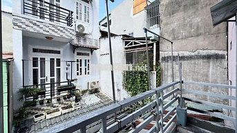 PHÒNG TRỌ BANCOL HOẶC CỬA SỔ TIỆN QUA ĐH VHU VÀ NGÃ 4 BỐN XÃ 