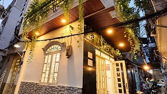 Chính chủ bán nhà 4 tầng mới sát bờ kè 