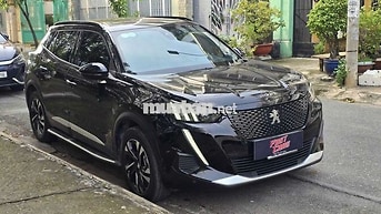 Peugeot 2008 2022 GT-Line 1.2Turbo,màu đen,6v km