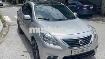 Nissan Sunny AT 2015 Bạc Tự động