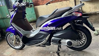 Piaggio Beverly giá 8tr9
