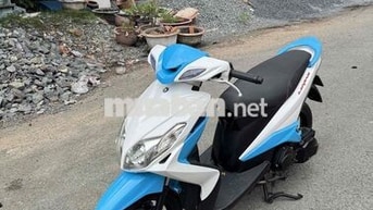 Yamaha Luvias fi Trắng xanh
