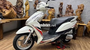 Honda Lead 125Fi chính chủ bstp dàn áo nguyên keo