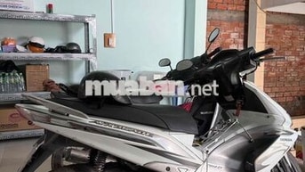 Honda Air Blade Fi 2010 Trắng 5v9 km Zin êm