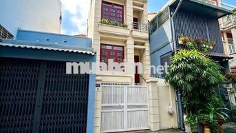 17Tr nguyên căn 4x18m, 3PN, 4WC Hoàng Hoa Thám
