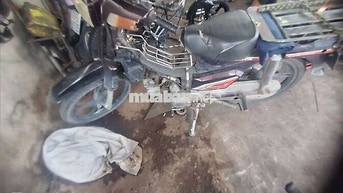 Honda Dream Đen