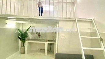 PHÒNG GÁC CỬA SỔ TRỜI RỘNG THOÁNG NGAY KHU K300