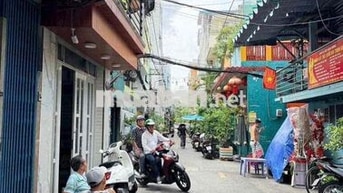 Cho thuê nhà mặt tiền đường Ngô Thời Nhiệm PN - nhà 1 trệt 2 lầu