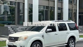 Ford Everest 2011 Trắng Tự động