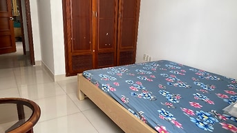 Cho thẻ 1 phòng trong căn hộ 2 phòng ( 1 phòng đang có 1 sinh viênthuê