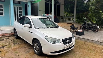 Hunhdai elentra vô full option về chỉ việc dùng