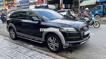Audi Q7 3.6 quattro model 2008 màu xanh đen
