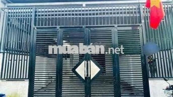 Nhà 1 trệt 1 lững 2PN DT 5x25m Mặt tiền đường Gần Phạm Văn Đồng