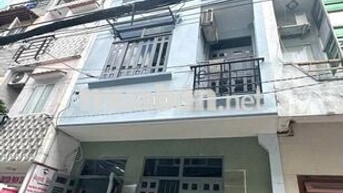 Cho thuê nhà mặt tiền Nguyễn Thanh Tuyền, Tân Bình, 2PN, 3WC
