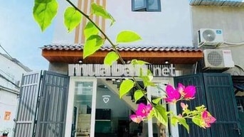 nhà full nội thất sạch sẽ đường 5m