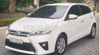 Toyota Yaris 5 chỗ Tự động Xăng Trắng