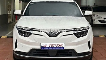 VinFast VF 8 2026 Eco 650 km Trắng