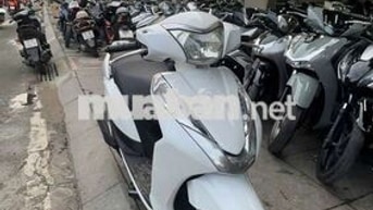 HONDA LEAD FI 2015 TRẮNG ĐÃ SỬ DỤNG
