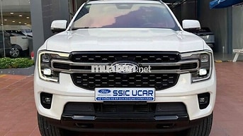 Ford Everest 2026 Platinum Trắng 13.000 km