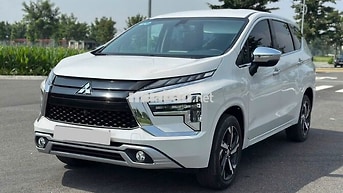 Mitsubishi Xpander Premium 2024 Trắng 5 vạn km