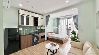 CHO THUÊ STUDIO BANCÔNG SIÊU ĐẸP-THANG MÁY NGAY LÊ TRỌNG TẤN,TKTQ