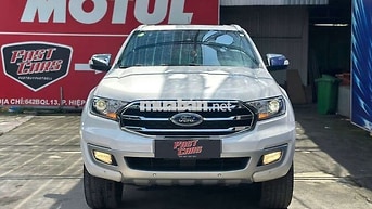 Ford Everest 2018 Titanium 4x4 2.0 Turbo,màu trắng