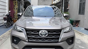 Toyota Fortuner 2022 2.4AT 25.000 km Thương Lượng