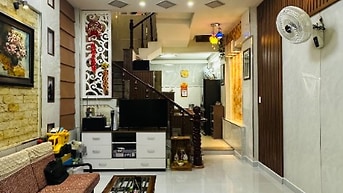 Bán - Nhà Nguyễn Ảnh Thủ Q12, hẻm xe tải, 3PN, 2 lầu