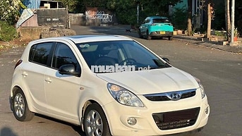 Hyundai i20 2011 Trắng 140.000 km