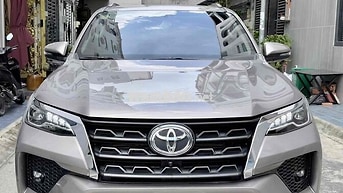 FORTUNER 2022 DẦU STĐ ĐI LƯỚT  25.000KM