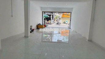 Mặt Tiền Lê Quang Định Ngang 4.5mx25m Có 2 Phòng Ngủ Cho LÀm Quán Ăn