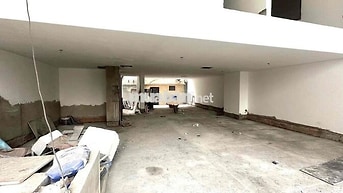 Cần Cho Thuê Mặt Bằng góc 2 Mặt Tiền gần Hồ Nghinh - Loseby
