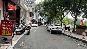 HƠN 7 TỶ MẤY BƯỚC RA OTO TRÁNH   THOÁNG SÁNG - LÔ GÓC -