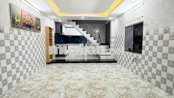 NGÔ QUYỀN SÁT VÕ VĂN KIỆT NHÀ 3 TẦNG 2PN GẦN BIỂN