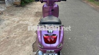 Piaggio Vespa LX 125 màu Tím