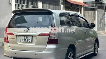 Toyota Innova E 2016 Số sàn Bạc