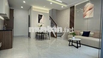 NHÀ ĐẸP Q7- 2 TẦNG- 5x6m- HẺM 3m- KO QH- CHỈ 4 TỶ NHỈNH