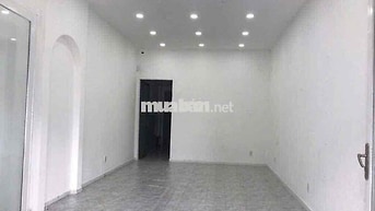 Cho Thuê Nhà Mặt Tiền Nguyễn Chí Thanh Quận 10 68 m² Trệt Lửng 25 Tr
