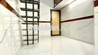 Phòng trọ Nội Thất có gác lửng, ban công phơi đồ riêng!