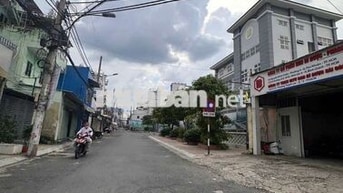 Siêu hiếm nhà mặt tiền Nguyễn Đình Chiểu. DTSD 105 m2, giá chỉ 6.2 tỷ