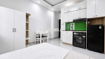 CĂN HỘ DỊCH VỤ FULL NỘI THẤT, NGAY NGUYỄN GIA TRÍ HÀNG XANH