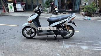 Honda Click Xe tay ga màu Trắng
