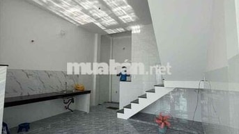 cho Thuê Nhà Bà Điểm Có Sân Đậu Xe Hơi